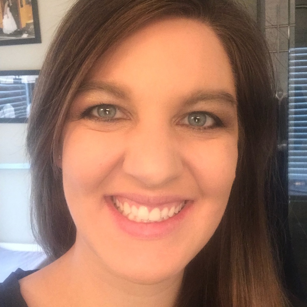 Meet your Posher, Amy